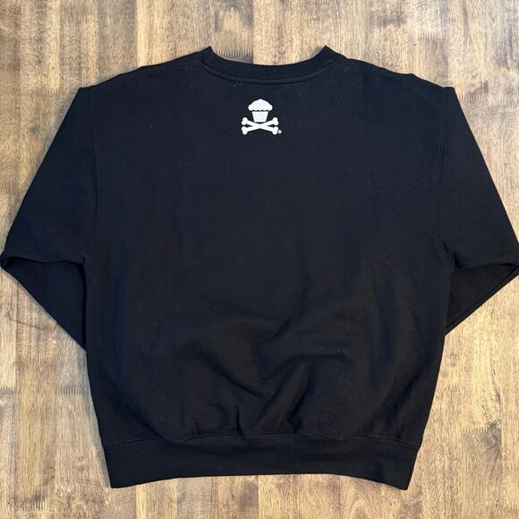 Johnny Cupcakes Cake Dealer Sweatshirt Crewneck Crossbones Black Unisex Large - Picture 9 of 9